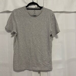H&M men’s slim fit gray t-shirt size medium